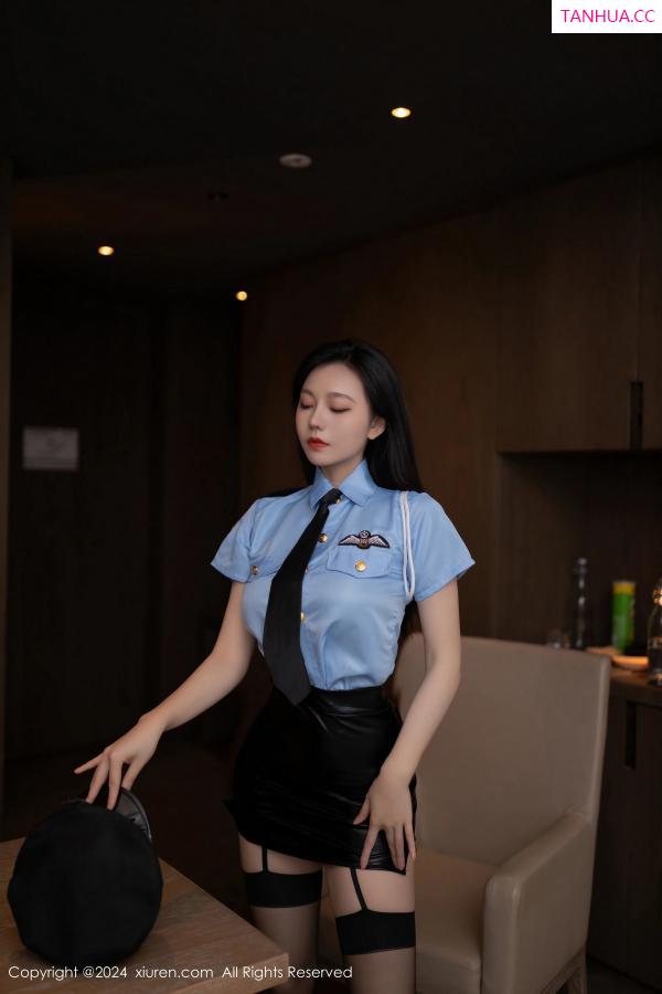 安然Maleah  [XiuRen]高清写真图 2024.06.11 No.8681 安然anran 黑丝美腿第10张图片
